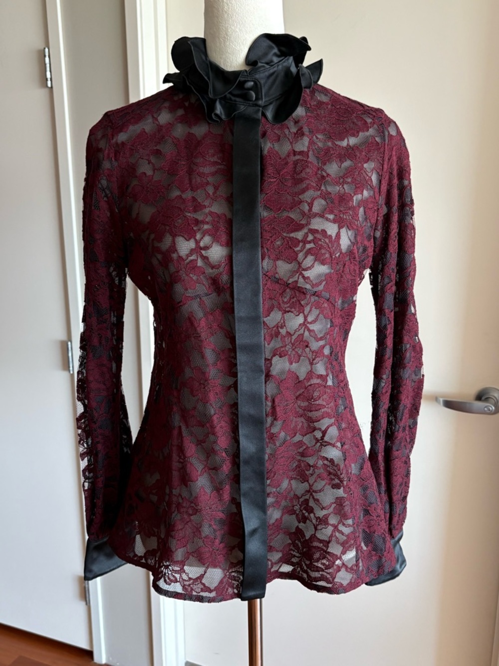 Marc Jacobs Burgundy Lace High Neck Ruffle Blouse Fall 2011 Inspired Size 8